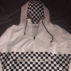 EMPYRE WINDBREAKER SIZE: L